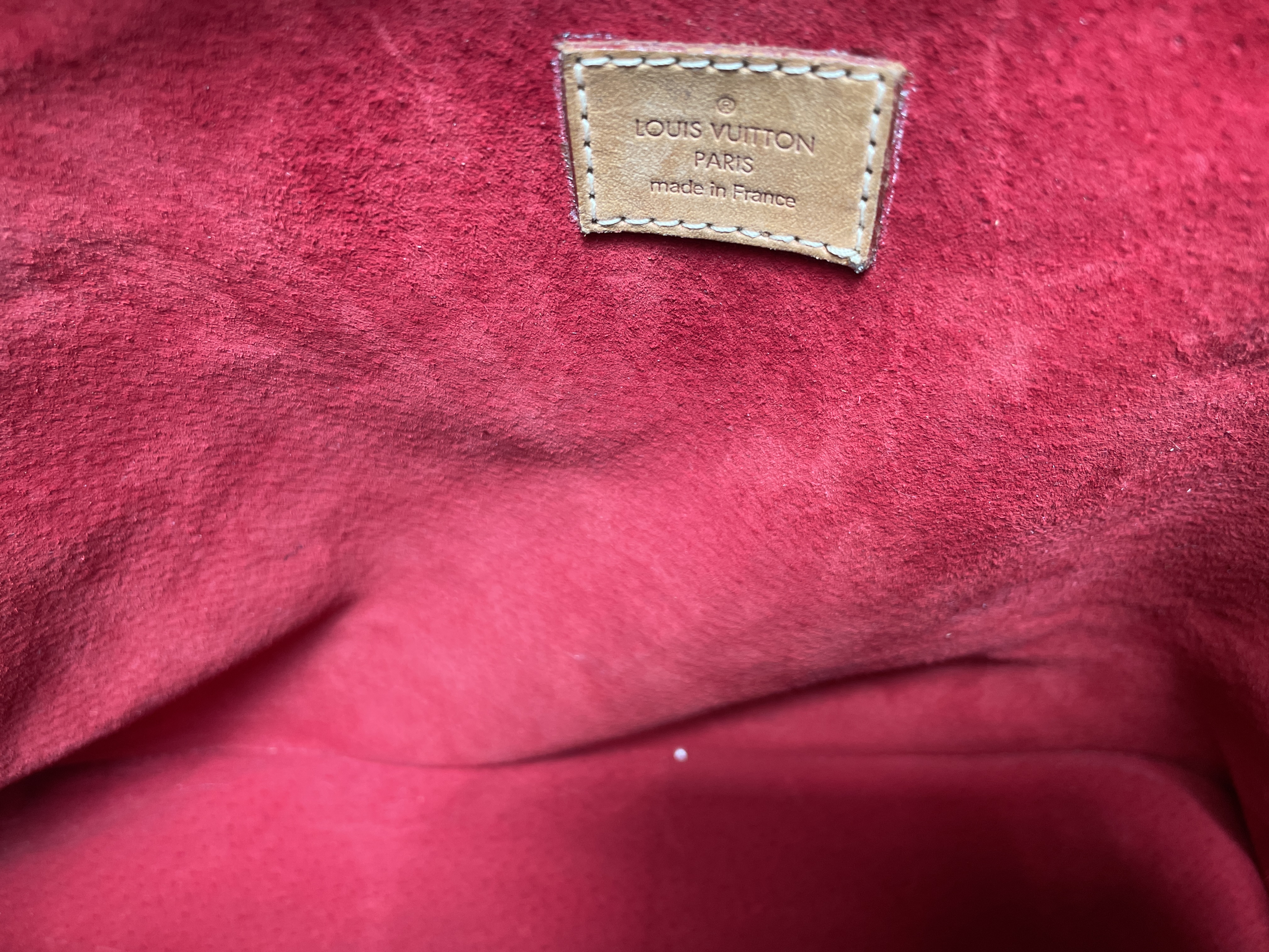 Cartera Monogram Vernis Alma GM Pomme D'Ámour LOUIS VUITTON 11