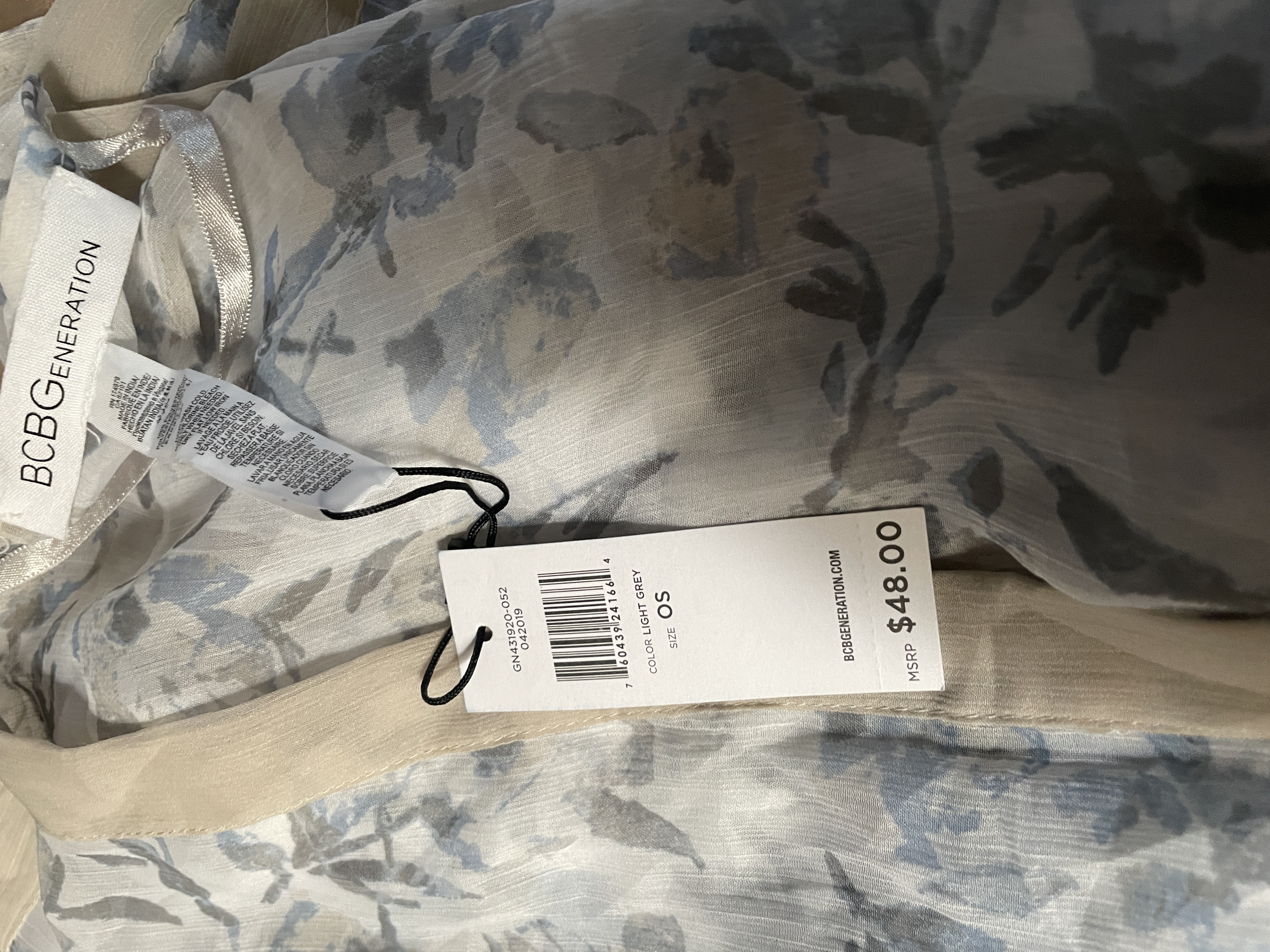 Kimono Sheer Floral Tapado Largo BCBGeneration (TU) NUEVO CON ETIQUETAS  6