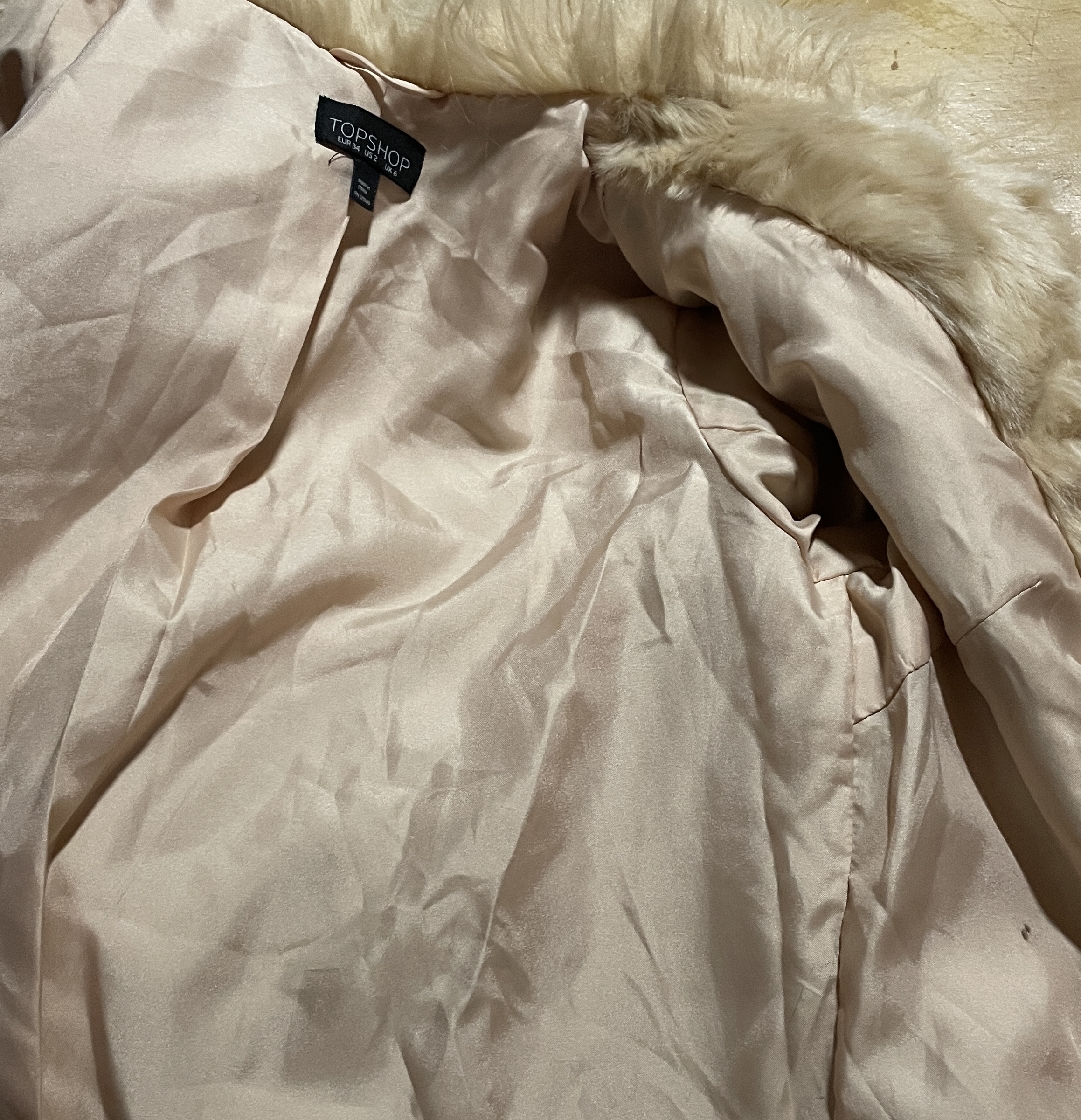 Chaqueta Faux Fur Palo Rosa TOPSHOP (XS) NUEVO  2