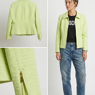 Chaqueta Quilted Herrajes Dorados PETITE SOPHISTICATE (S-M)