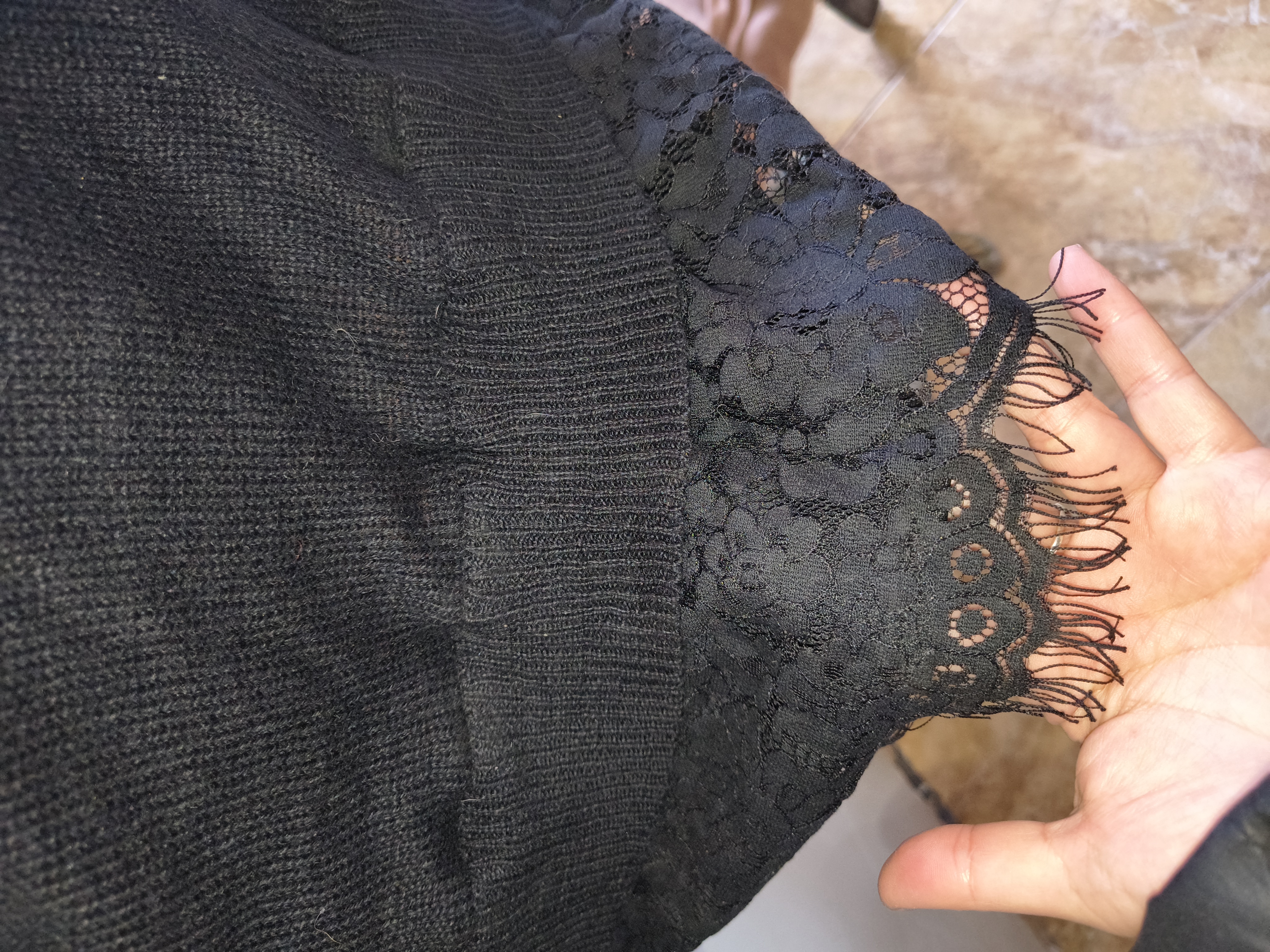 Vestido Suéter Detalle de Encaje (S) NUEVO 3