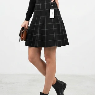 Falda  MAX STUDIO (Talla M/L) NUEVO CON ETIQUETAS