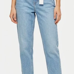 Mom Jeans TOPSHOP (M 40) NUEVO CON ETIQUETAS