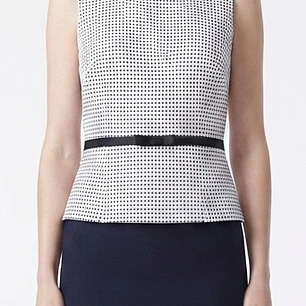 Top JESSICA HOWARD (L) SHOWROOM