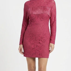 Vestido Bodycon Mini Encaje Flecos MISSGUIDED (S) NUEVO CON ETIQUETAS