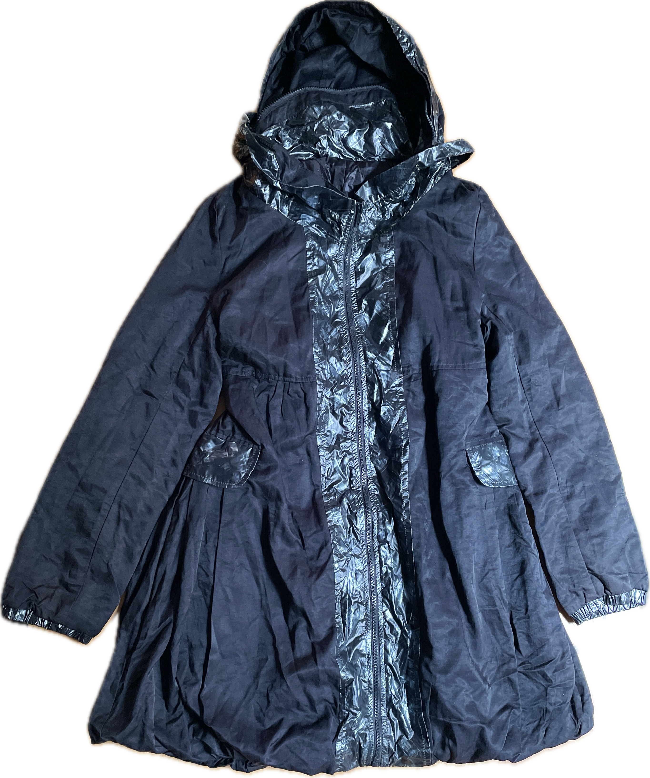 Parka Abullonada Estilo Japones Detalles Acharolados (S)  2