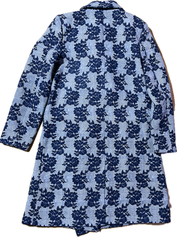 Abrigo Vuelos Jacquard Floral Texturizado HALOGEN (S-M) NUEVO 7