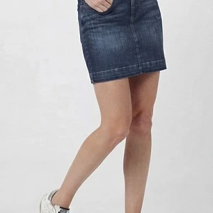 Minifalda en Mezclilla Oscura con Bordado Posterior WHITE HOUSE BLACK MARKET (XS) SHOWROOM