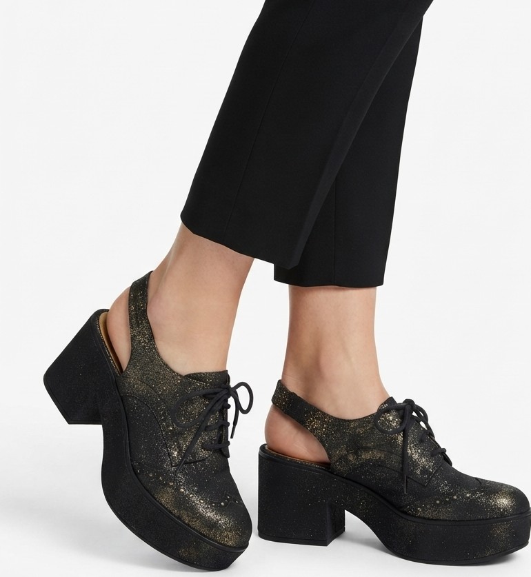 Zapatos Oxfords Destalonados Plataforma Negro/Dorado SCHUTZ (40) SHOWROOM 1