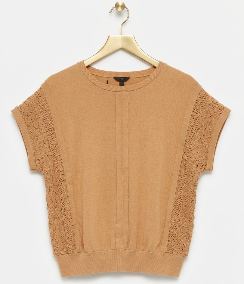Polera Manga Corta con Calado Lateral FRAYE (M) SHOWROOM 3