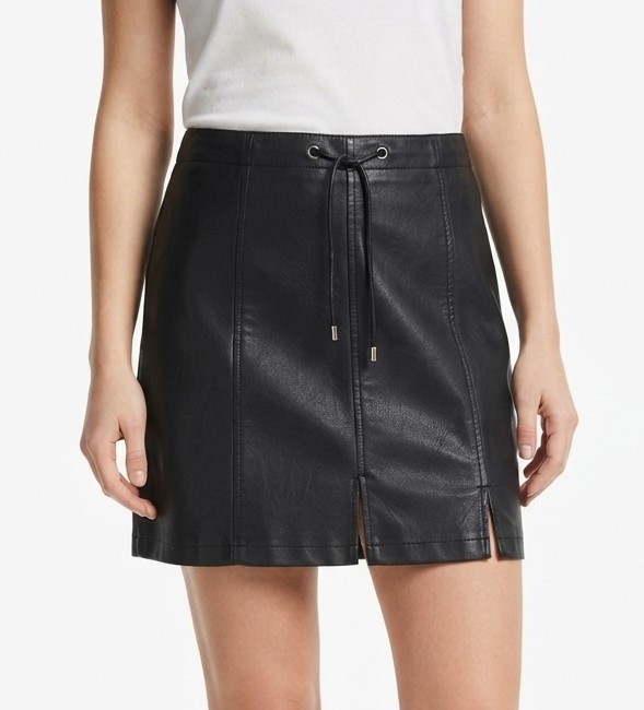 Minifalda Cuero Con Cintas Ajustables (M) SHOWROOM 1