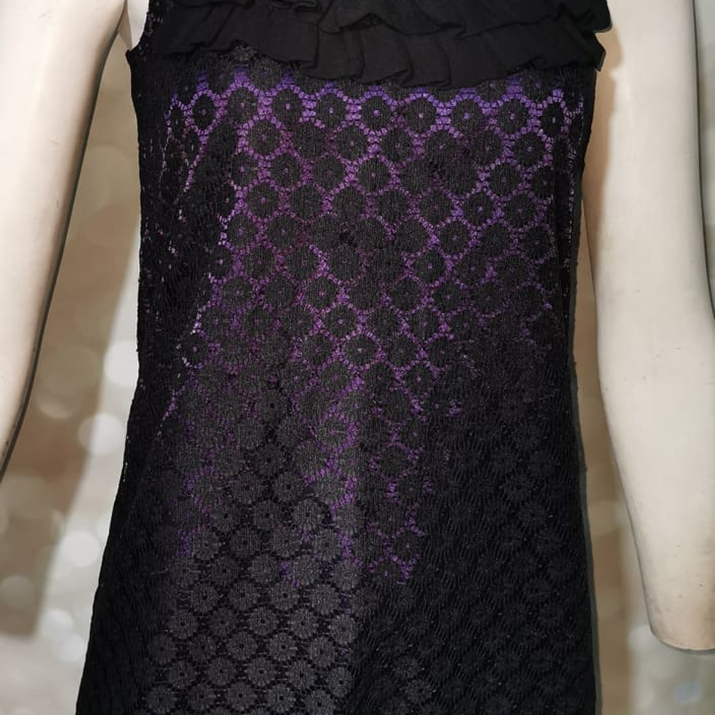 Vestido Halter Vuelos Encaje NICHII (S) NUEVO 1