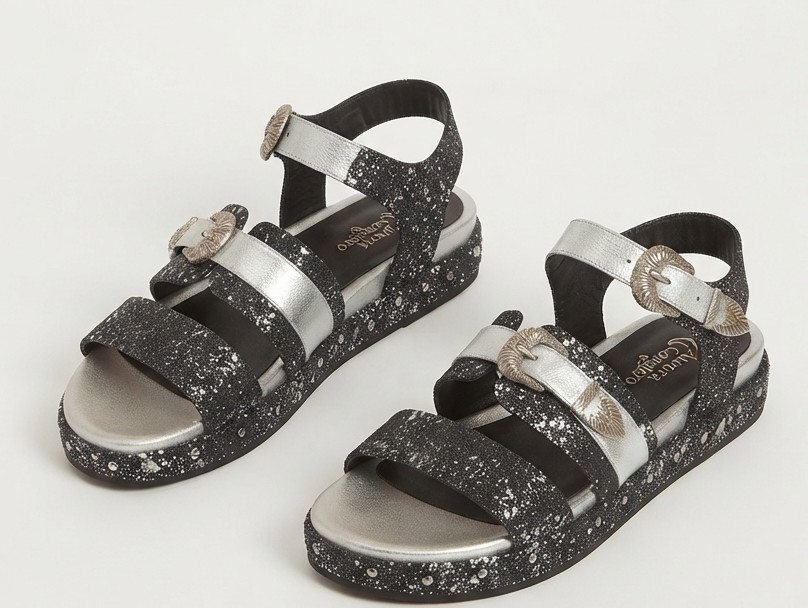 Sandalias 100% Cuero Brillo/Plateado con Hebillas Western AURORA CONEJERO (37) NUEVO 2