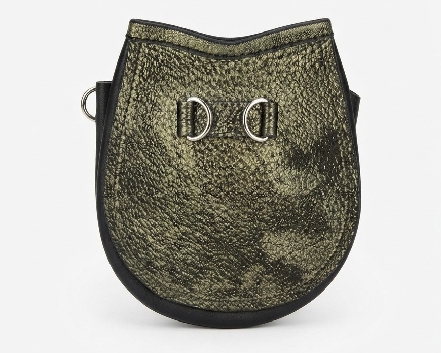 Banano de Cintura Tipo Sporran Escocés Piel/Pelo y 100 % Cuero con Detalle Cardo  4