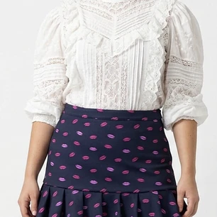 Mini Falda Vuelos Neopreno Y2K Ligero FB SISTER (L)
