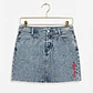 Falda Jean Corta Efecto Nevado con Bordado Rojo TOMMY HILFIGER (M-38/40) SHOWROOM - thumbnail 2