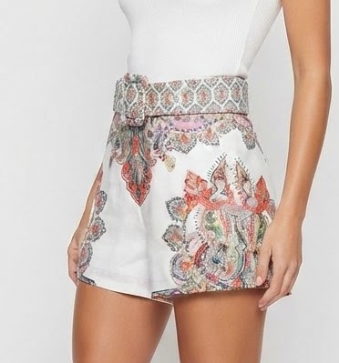 Short Estampado Paisley con Cinturón Ancho Estilo Resort / Verano TINA TRUNK (XS-S) NUEVO 1