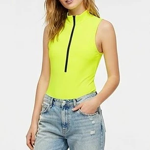 Body Ajustado sin Mangas con Cuello Alto y Cremallera Frontal en Amarillo Neón (M-L) NUEVO