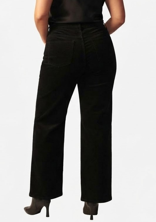 Pantalón de Corduroy Negro TALBOTS (46-48) SHOWROOM 2