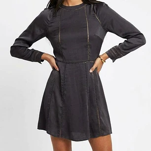 Vestido Corto Satinado con Detalle de Vainica y Manga Larga ALLSAINTS (XS-S)