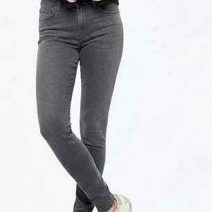 Jeans Modelo Leigh Skinny Azul Medio Tiro Medio Elásticos TOPSHOP (S-38) 