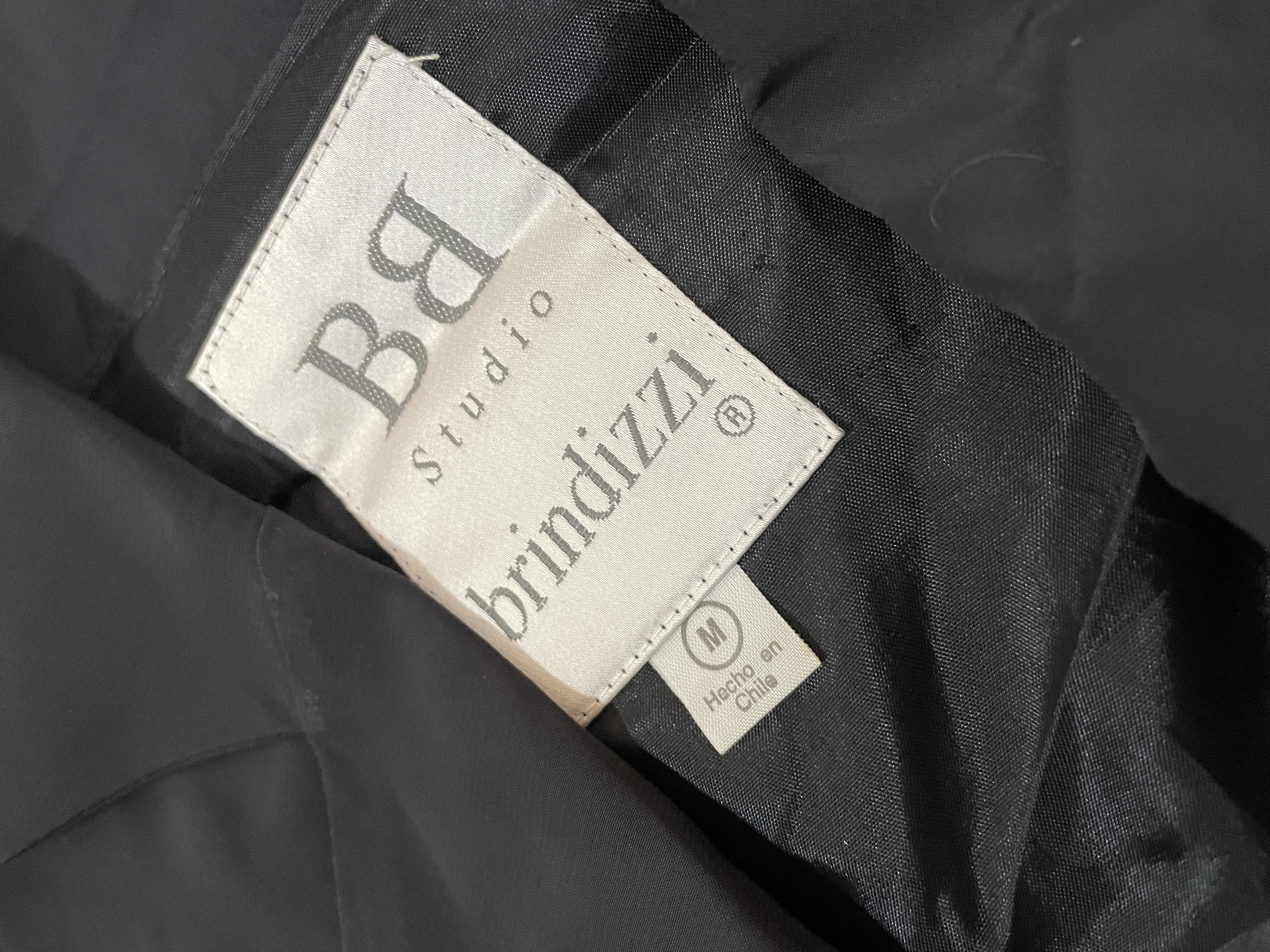 Blazer Sedoso Diseño Oversized BRINDIZZI (M-L) SHOWROOM 4