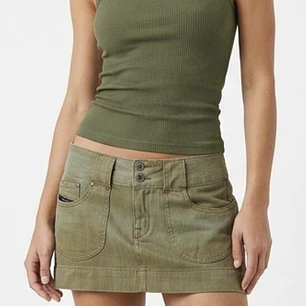 Minifalda Denim Low Rise Utilitary True Y2K DIESEL (S-M) TRUE VINTAGE