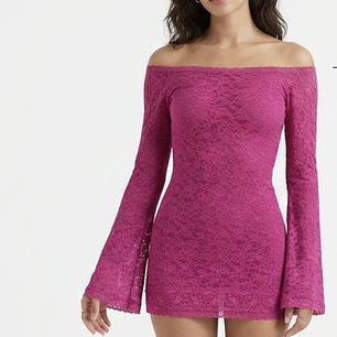 Top Off Shoulder Encaje Manga Acampanada Coquette VICTORIA'S SECRET (S) NUEVO 