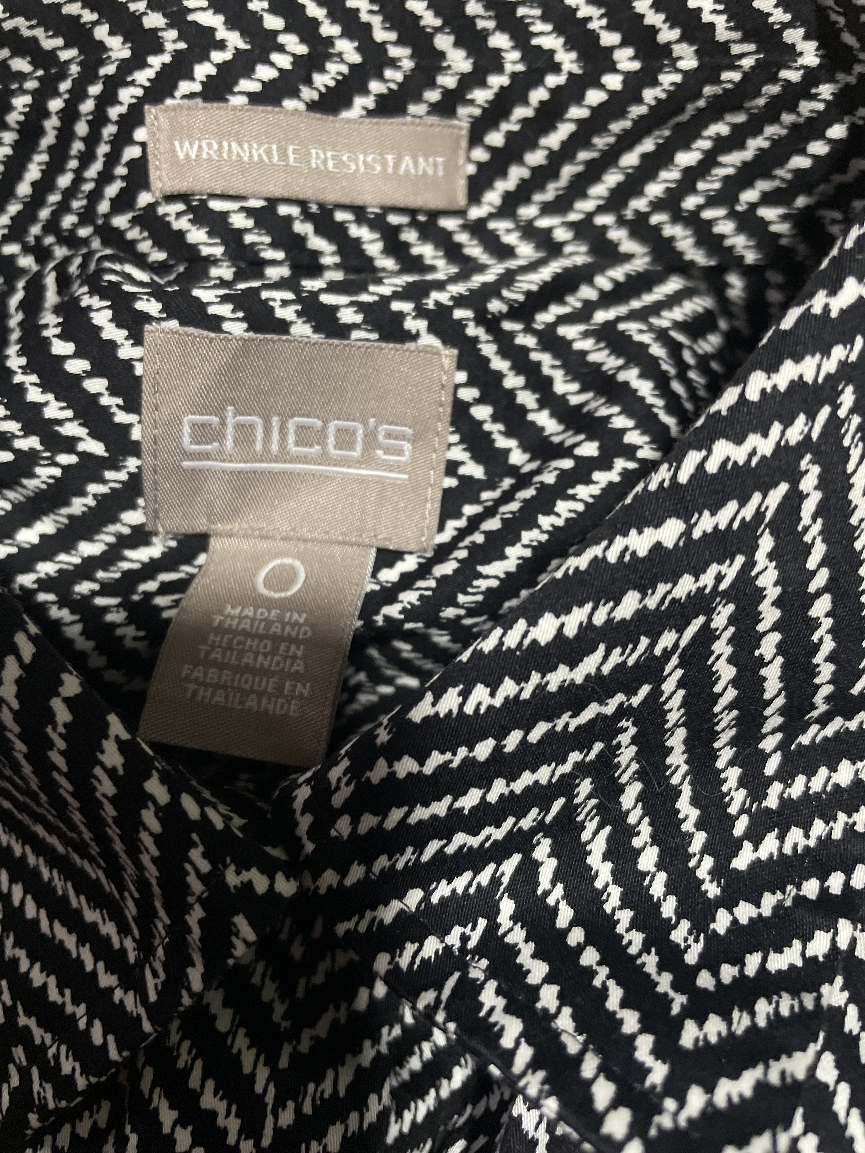 Blusa Manga Larga Zig Zag Chevrón Wrinkle Free CHICO'S (S) SHOWROOM  4