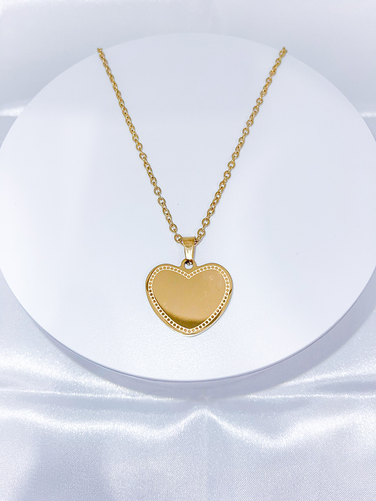 Memoria Eterna - Coração bordado 1