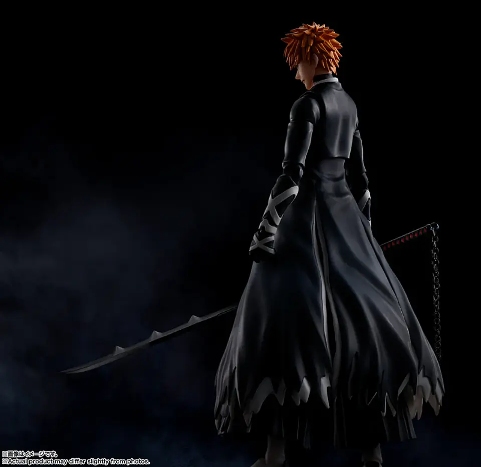 Ichigo Kurosaki (Bankai Tensazangetsu) Bleach 4