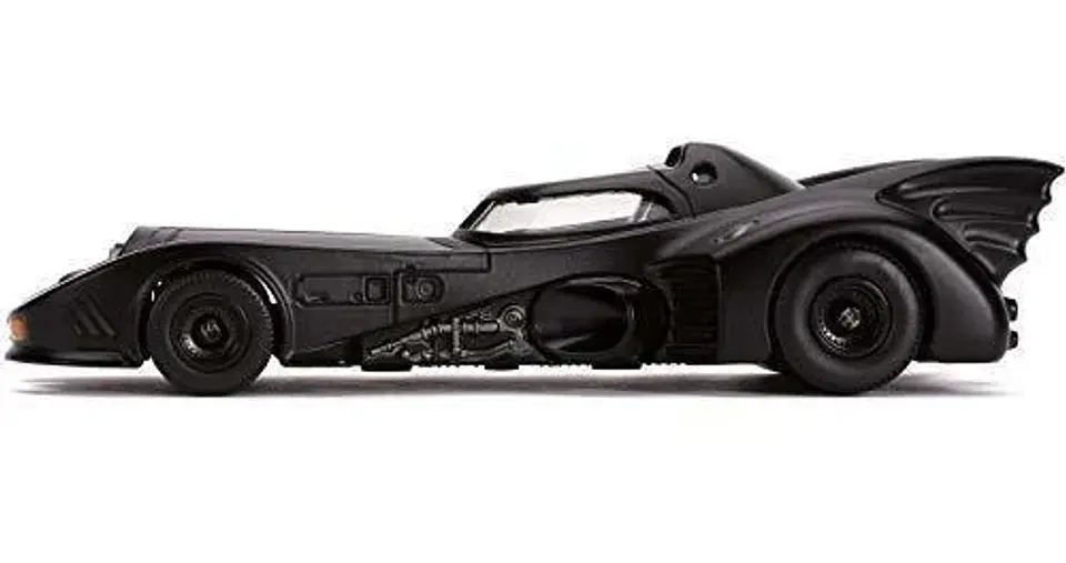 Batmobile & Batman 1989 1:32 3