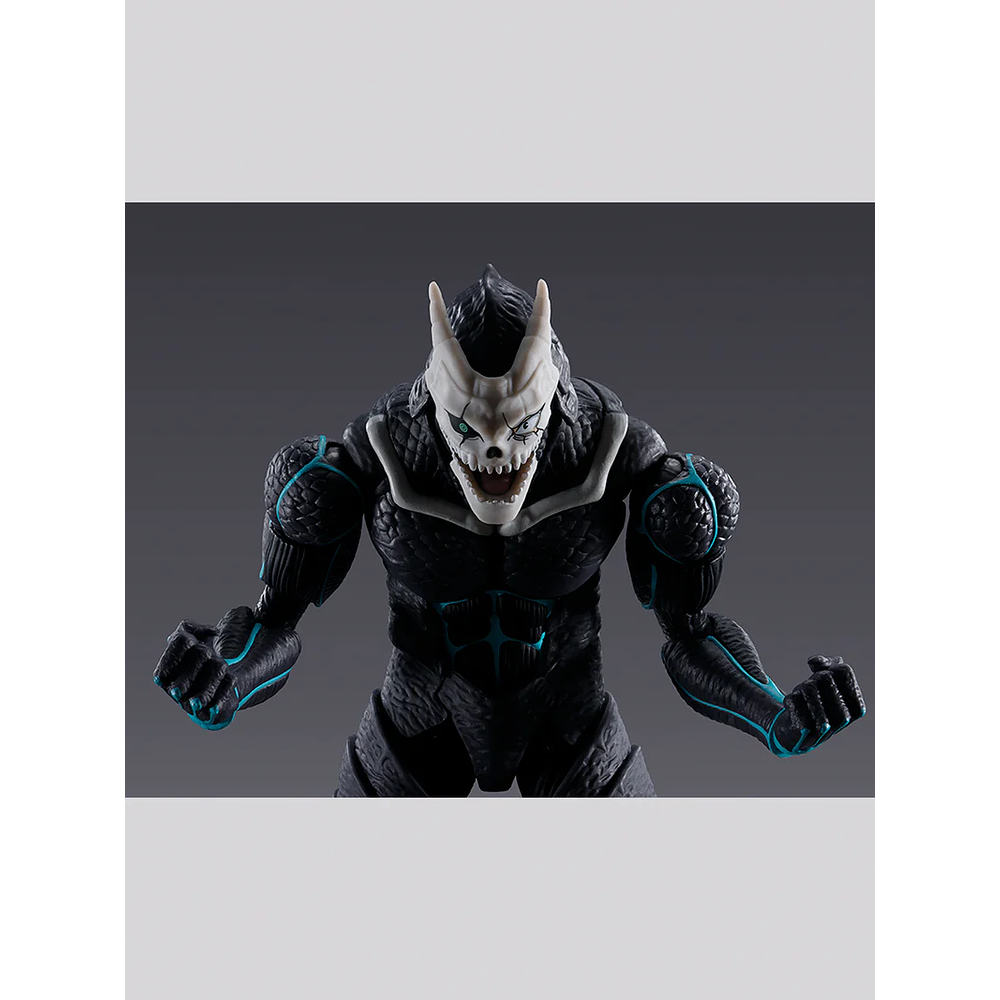 Kikoru Shinomiya Kaiju No. 8 6