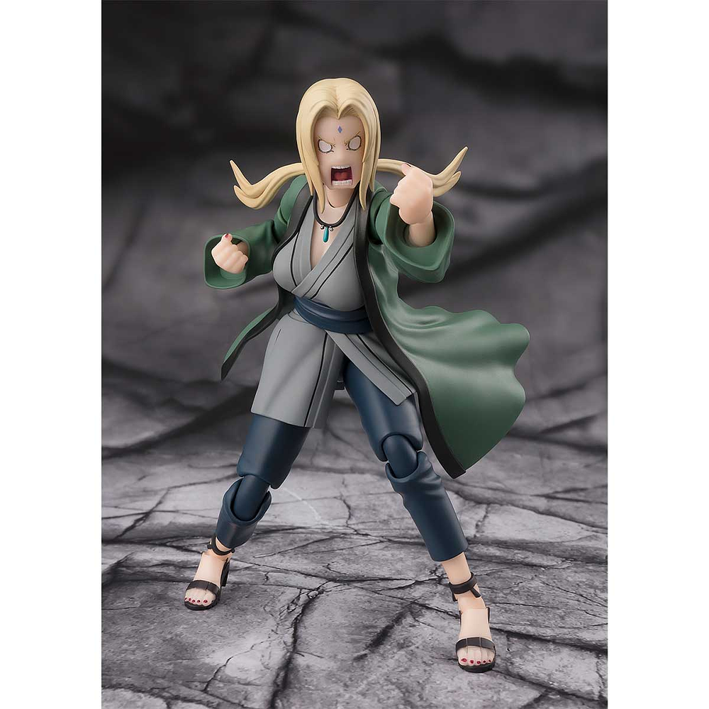Tsunade (The Legendary Medical Ninja) Naruto 1