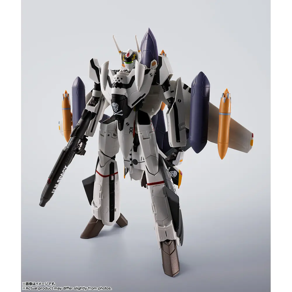 VF-0S Phoenix (Roy Focker Use) + Qf-2200D-B Ghost Macross 1