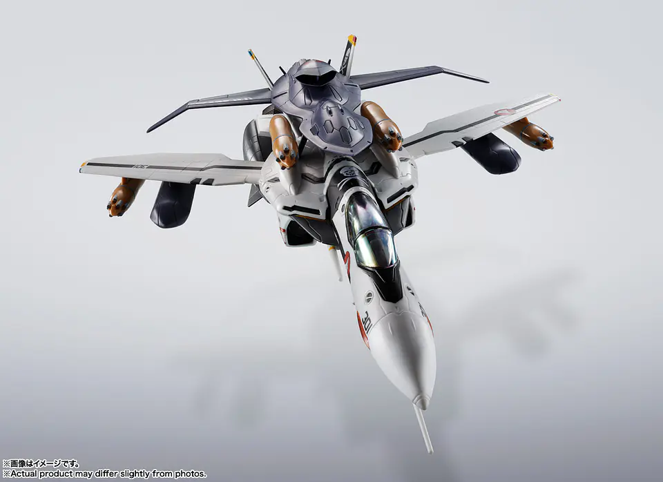 VF-0S Phoenix (Roy Focker Use) + Qf-2200D-B Ghost Macross 4