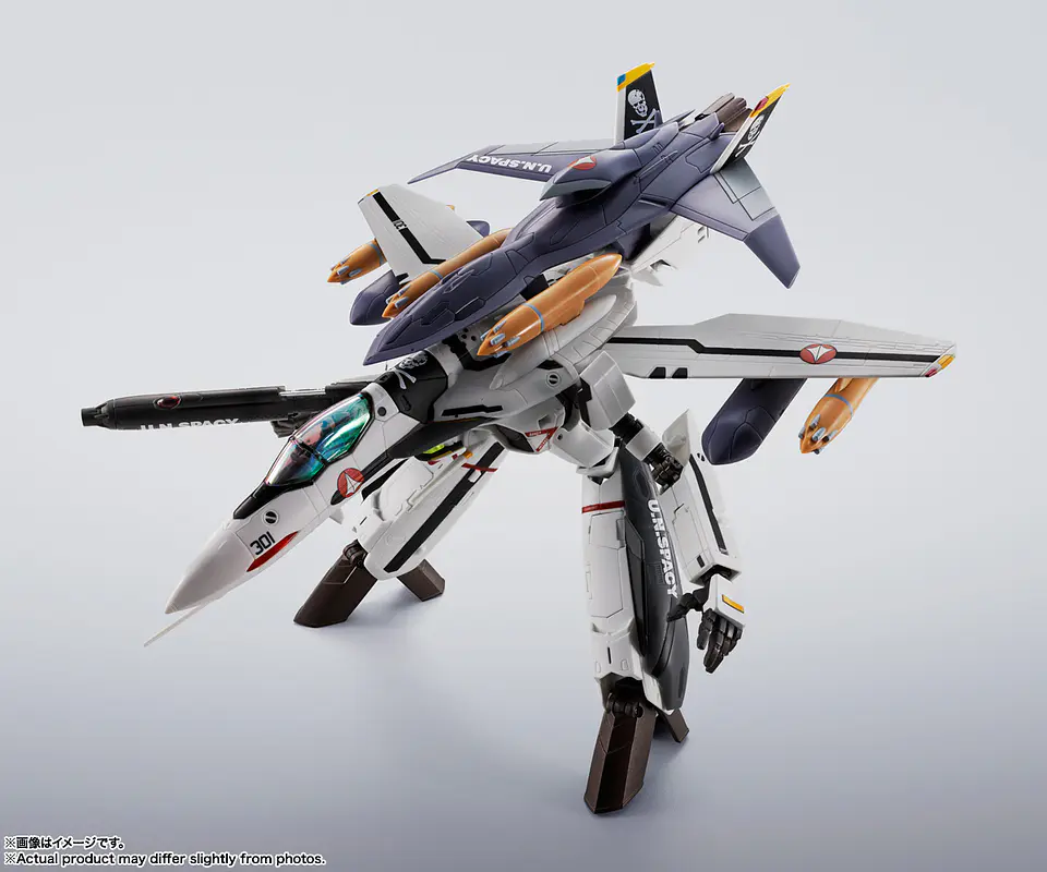 VF-0S Phoenix (Roy Focker Use) + Qf-2200D-B Ghost Macross 5