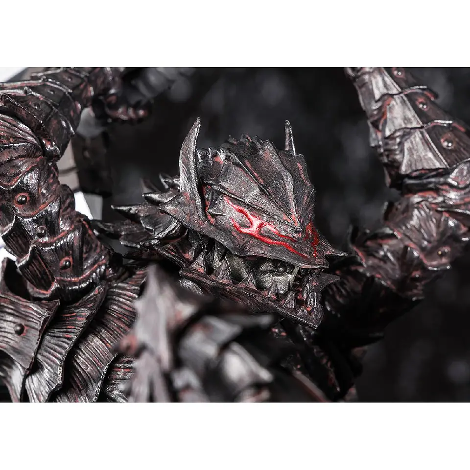 Estatua Guts (Berserker Armor) Figuarts Zero Touche Métallique 4