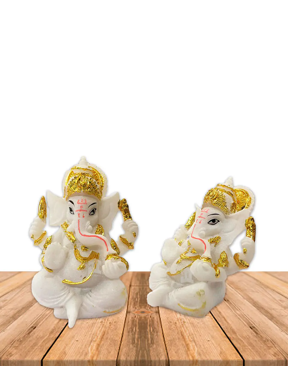 Dios Ganesh Blanca en Poliresina    3,5
