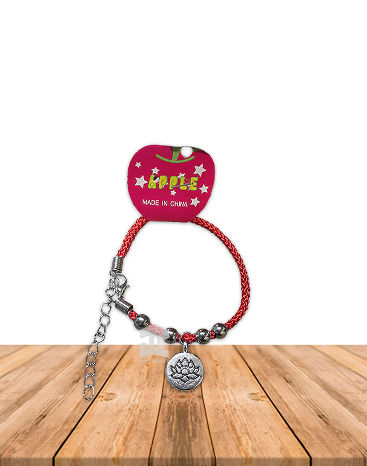 Pulsera de Hilo con Amuletos  4