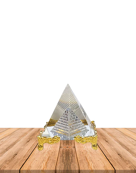 Pirámide de Cristal Dorada Con Base 8cm JI23-248/JI25-47
