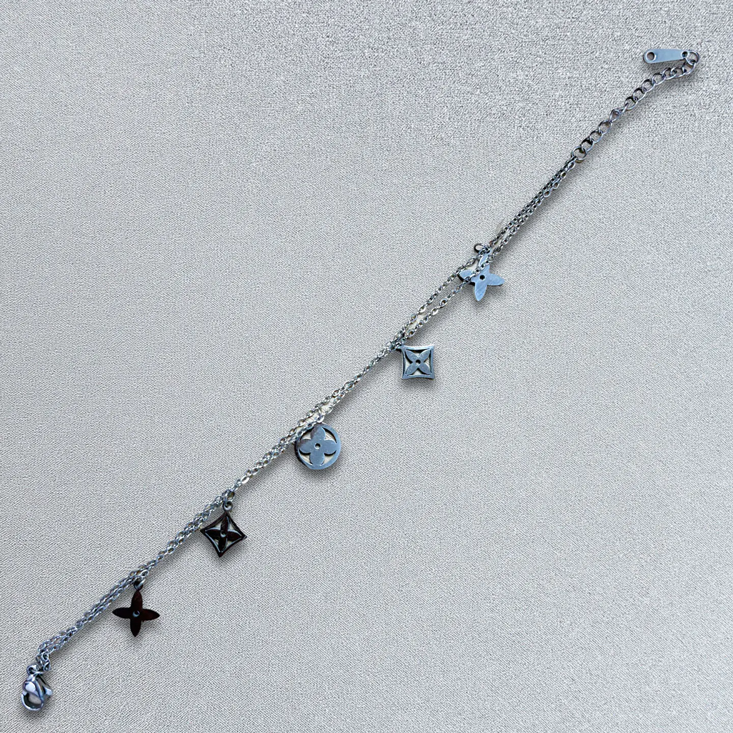Brazalete de Acero inoxidable línea doble  10