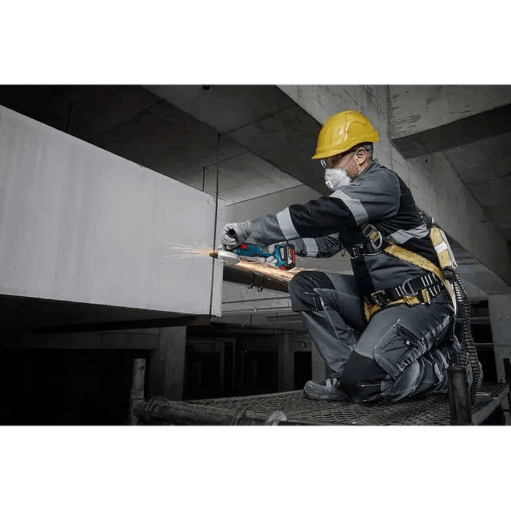 Juego de Amoladora GWS 18V-8 (125) y Taladro Percutor Atornillador GSB 18V-65 BOSCH 4