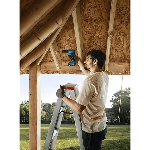 Juego de atornillador de impacto GDR 18V-215 + Taladro percutor GSB 185-LI + 2 Baterías 18V 2.0Ah BOSCH 8