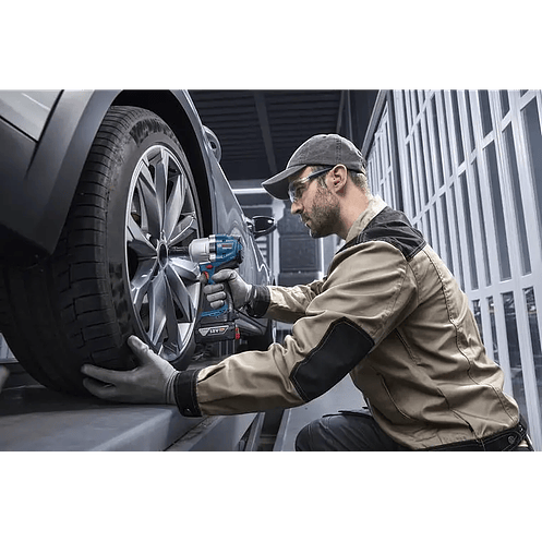 Atornillador de impacto a batería GDS 18V-780 + 2 Baterías 18V 5.0Ah BOSCH 13