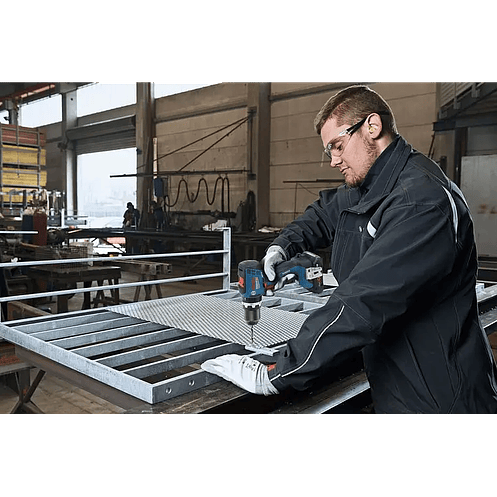 Atornillador/Taladro con percusión a batería GSB 18V-65 + 2 Baterías 18V 5.0Ah BOSCH 9