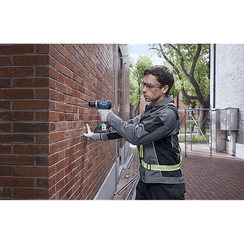 Atornillador/Taladro con percusión a batería GSB 18V-65 + 2 Baterías 18V 2.0Ah BOSCH 11