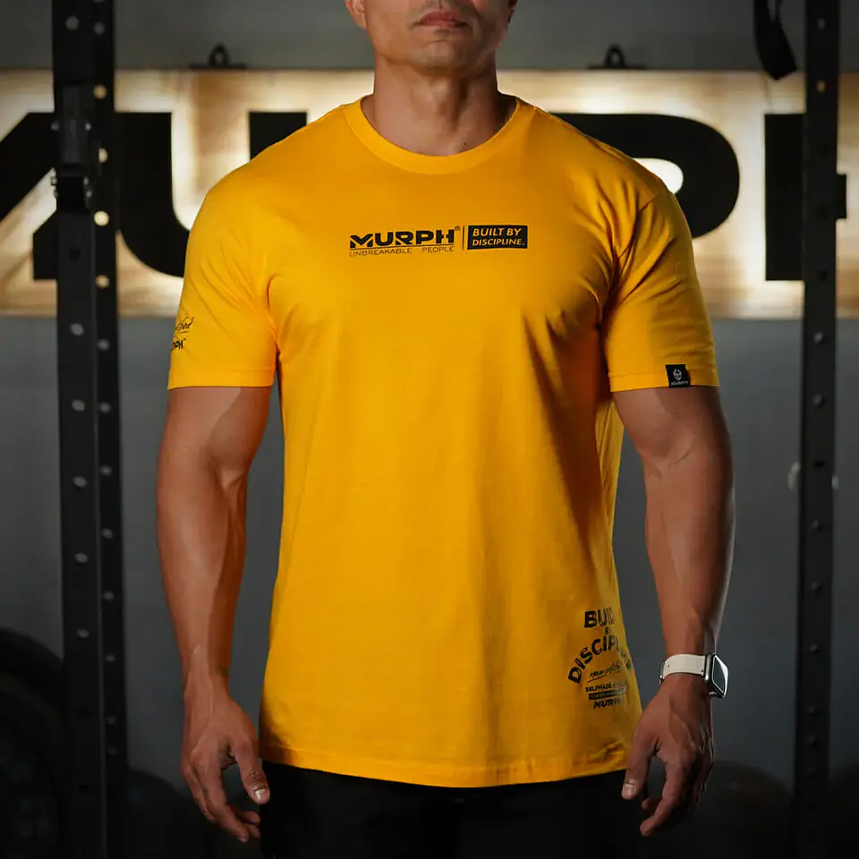Remera Regular Fit Built By Discipline - Amarillo 2