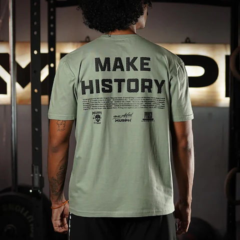 Remera Regular Fit Make History - Mossy Gray