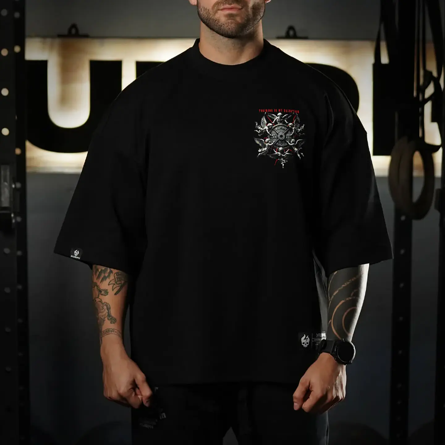 Remera Oversize ICON Premium SALVATION - Negro 2